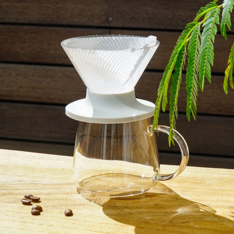 Kavos ruošimas filtriniu kavinukus Hario V60